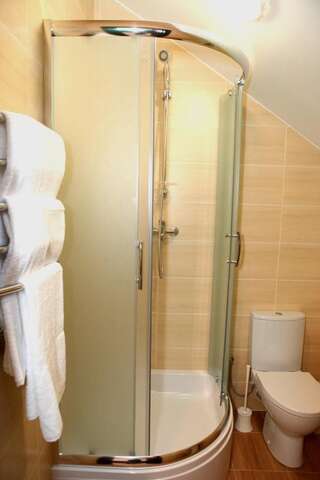 Отель Отель Sky Днепр Двухместный номер с 2 отдельными кроватями-11